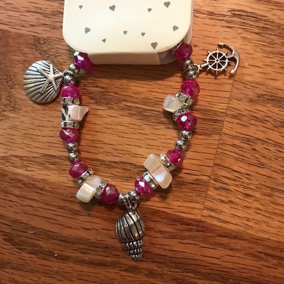 🏝NWT Summer Stretchy Seashell Bracelet (Pink)🏝 - Picture 2 of 13